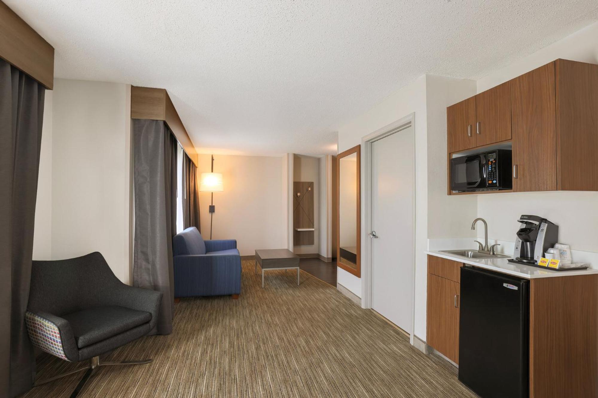 Holiday Inn Express Hotel & Suites Raleigh North - Wake Forest By Ihg Extérieur photo